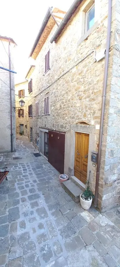 Casa Con 2 Camere In Borgo Medievale Montegiovi 0*,  Włochy